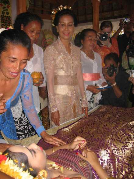 Von Reinheit, Zähnen und anderen Leidenschaften auf Bali 5